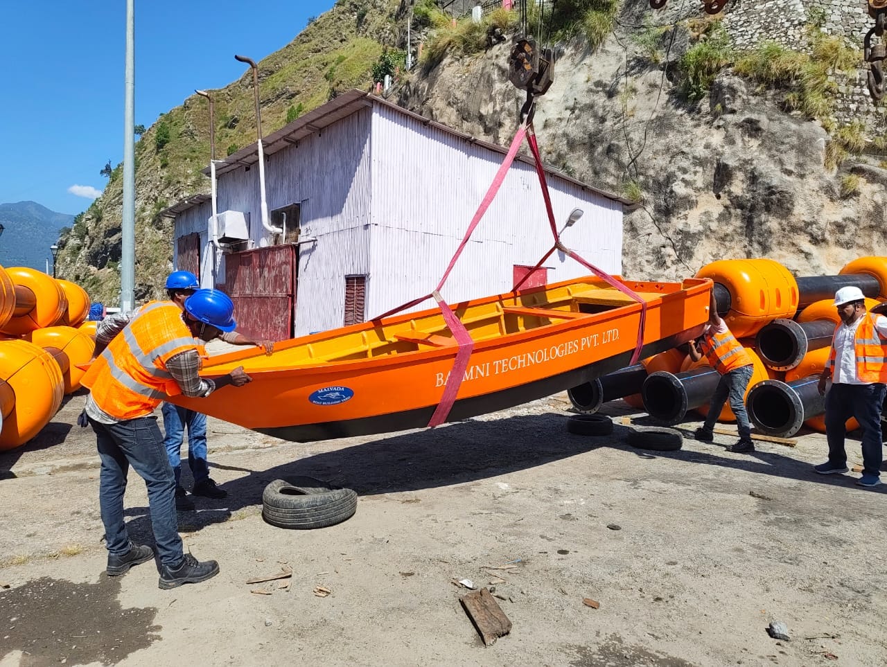 Work boat handling