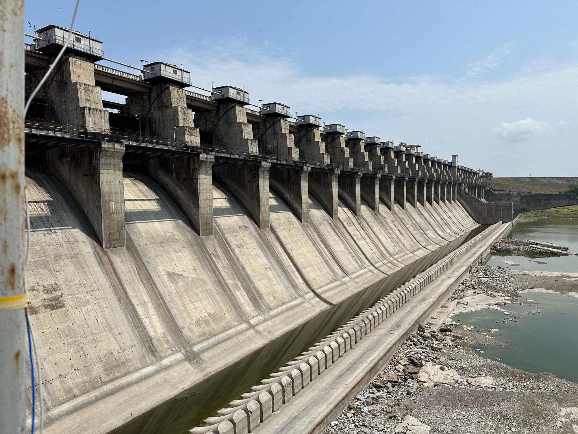 Storage dams