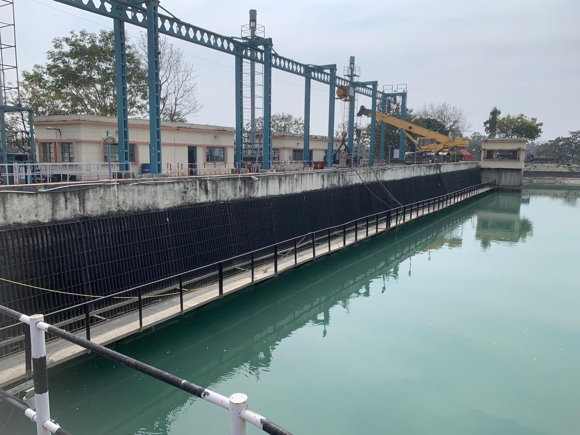 Intake screens & channels