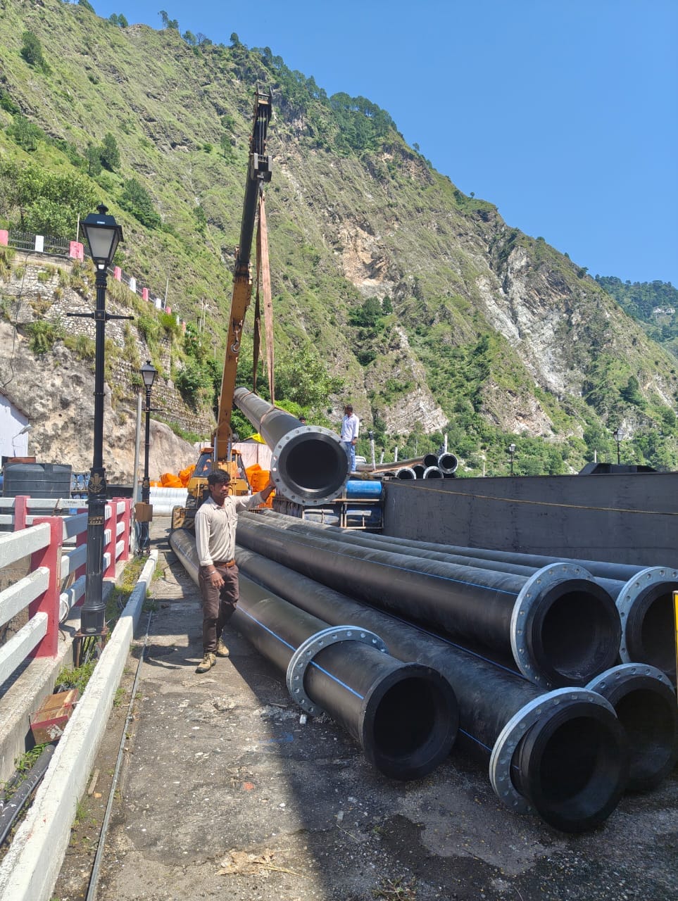 Pipeline installation